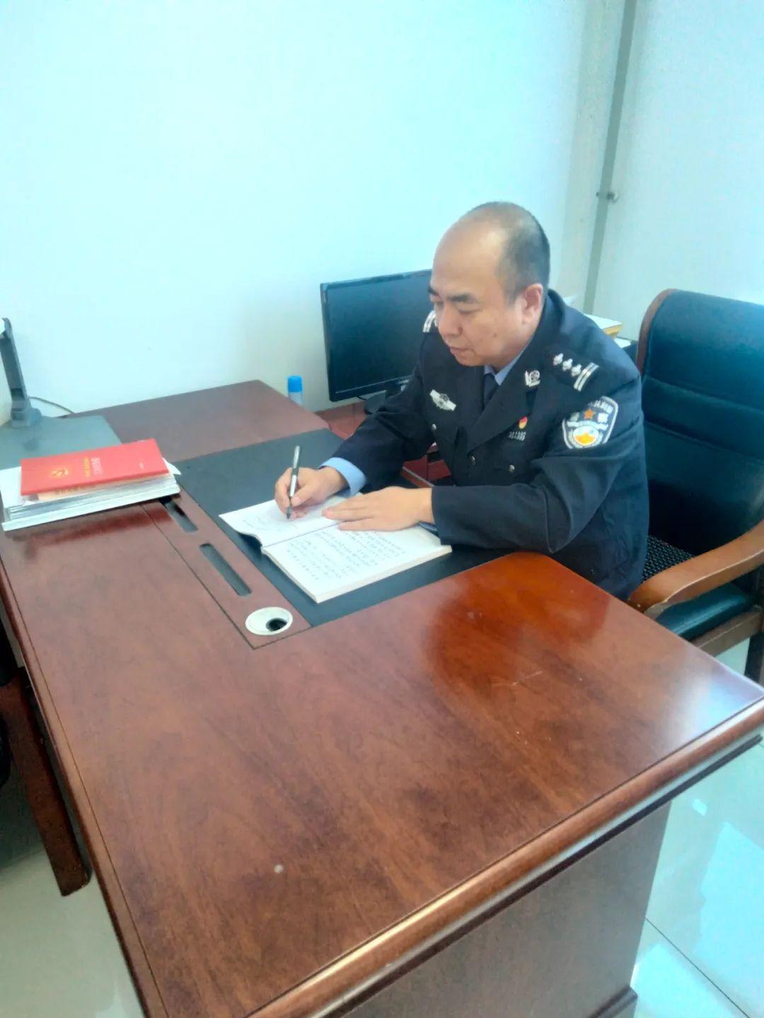 辽阳盛典，嘉宾云集，观众热情如火